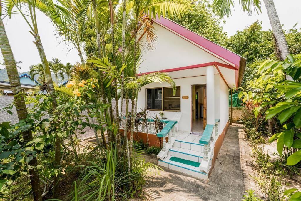 Вилла Baan Coconut Пляж Банг Тао Экстерьер фото